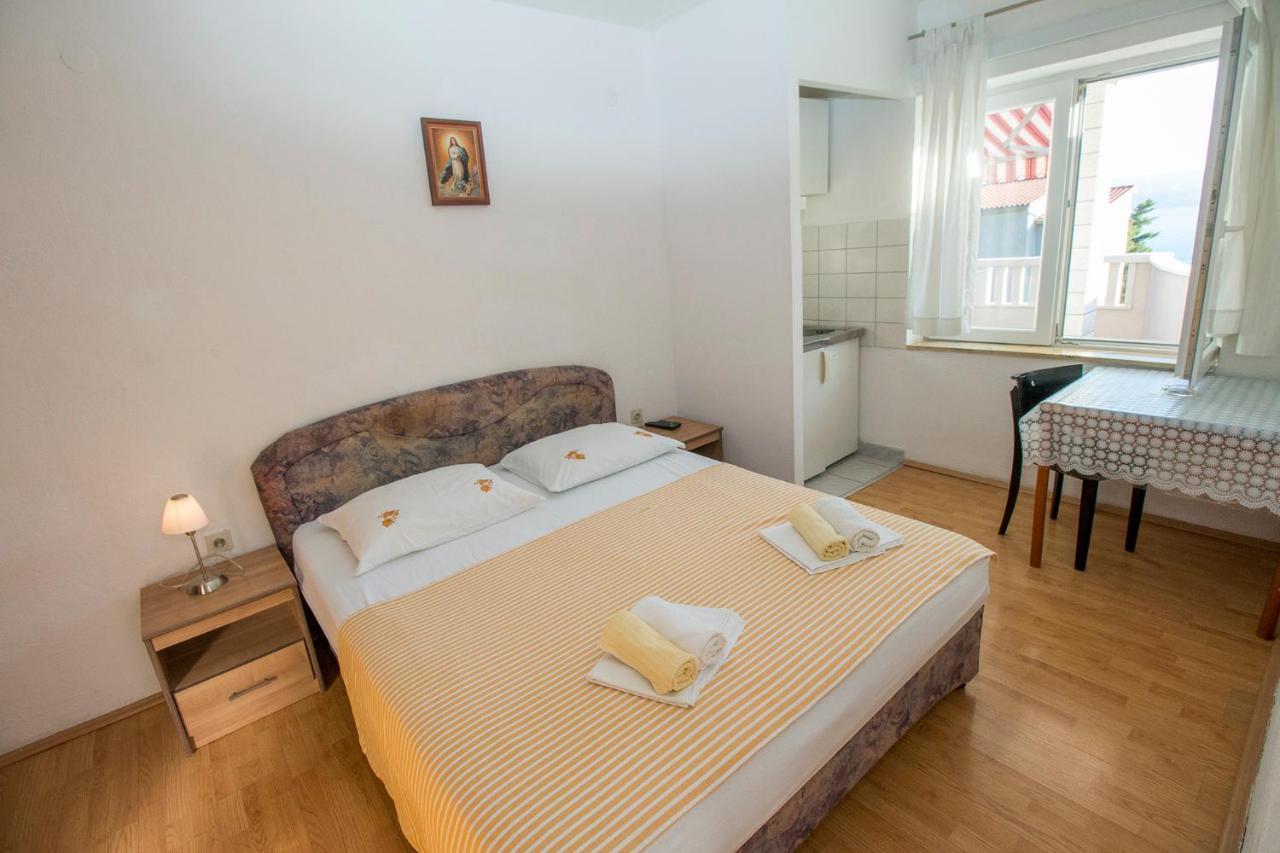 Mrkonjic Branko & Marija Apartmani Omiš Eksteriør billede