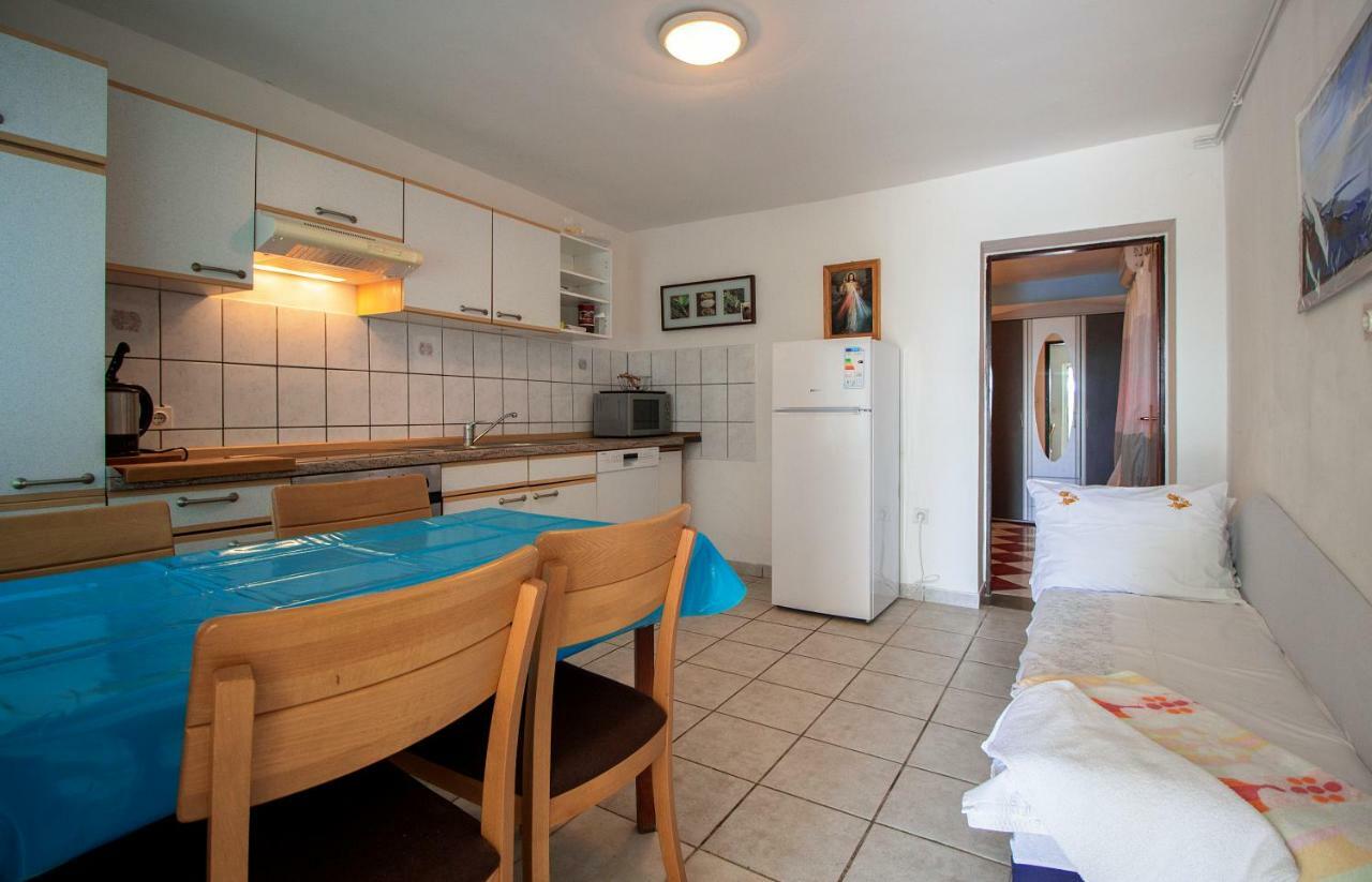 Mrkonjic Branko & Marija Apartmani Omiš Eksteriør billede