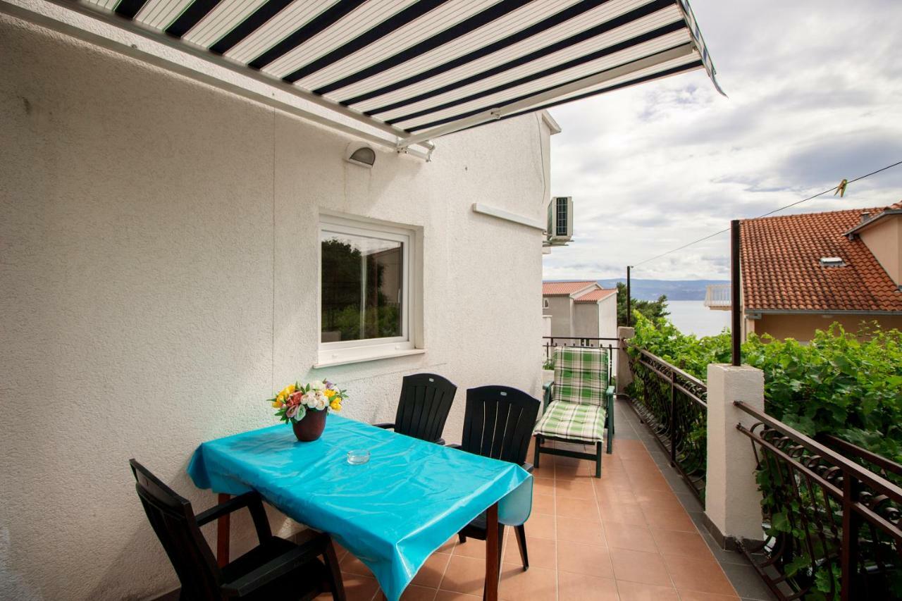 Mrkonjic Branko & Marija Apartmani Omiš Eksteriør billede