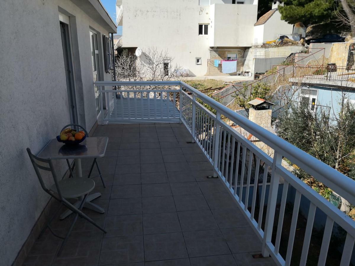 Mrkonjic Branko & Marija Apartmani Omiš Eksteriør billede